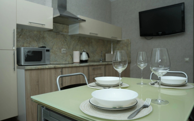 Svetlaya I Uyutnaya U Moskovskogo Vokzala Flat