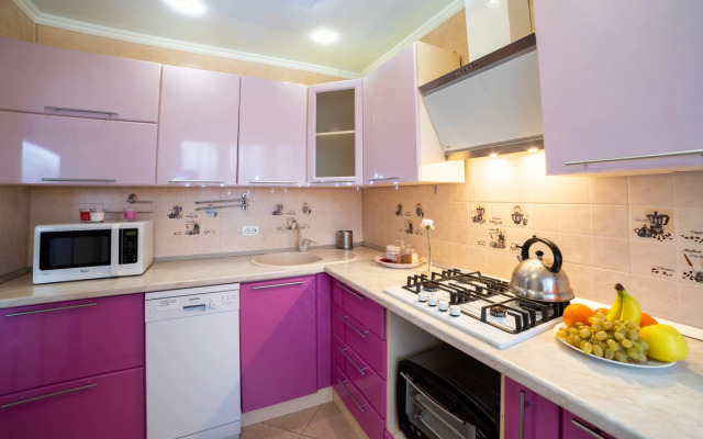 Апартаменты Семейные с Балконом и Красивым Видом в Тырнаузе от Квартирукинг