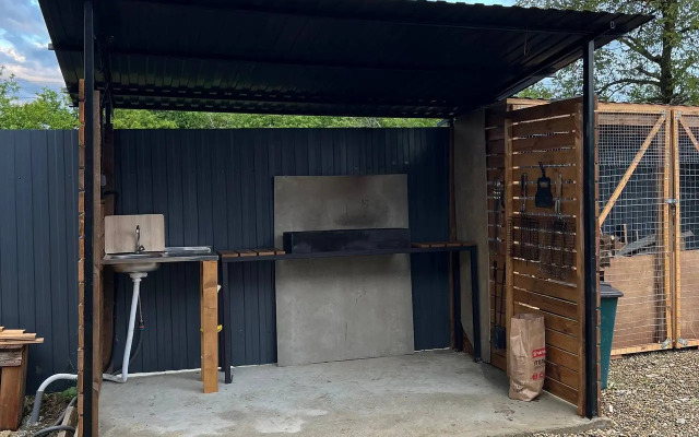 Частный дом Barn-House у леса с бассейном и банным чаном