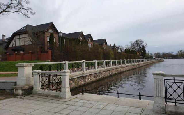 Apart39 U Muzeya Yantarya VIP Apartments