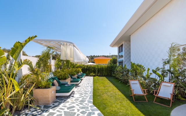 The Xon Hotel Çeşme Hotel