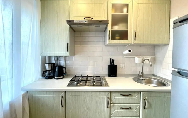 Uyutnaya U Naberezhnoy Flat