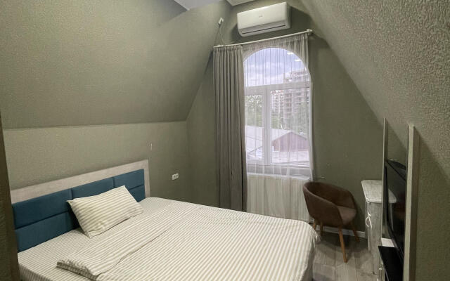 DanaEVA Hotel