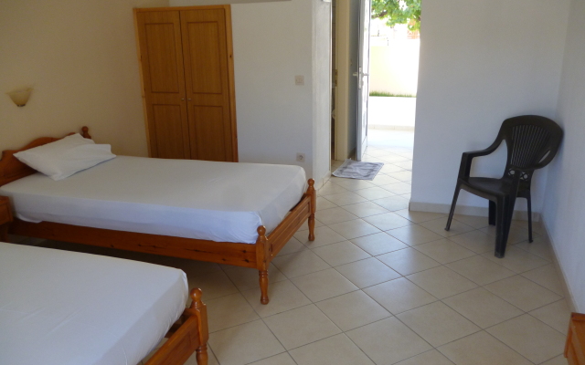 Alexandros Guest House