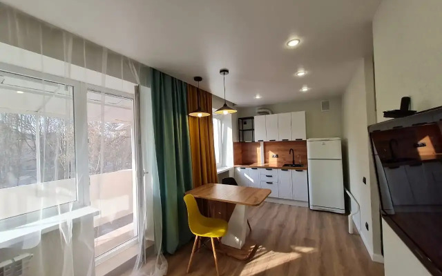 Royal Flat