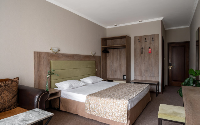 Отель Гала-Альпик