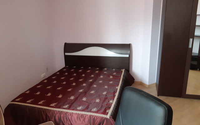 Kurzalnaya 40A Flat