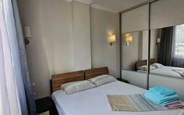 More Rooms Na Naberezhnoy Apartments