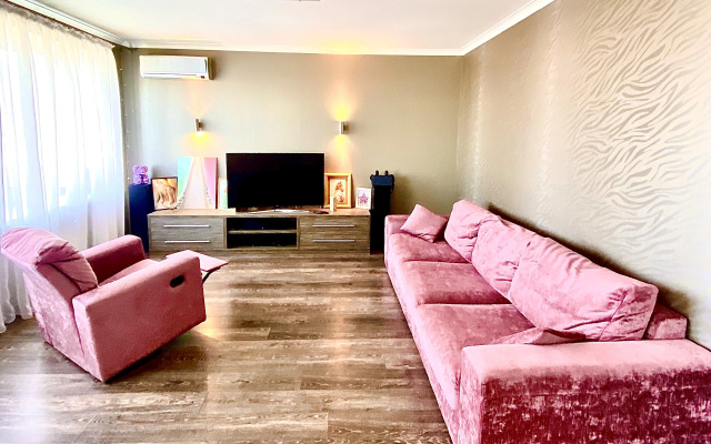 Квартира Уютная рядом с Ривьерой