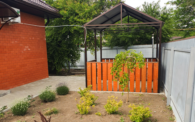 Chastny Dom Na Beregu Azovskogo Morya Private House