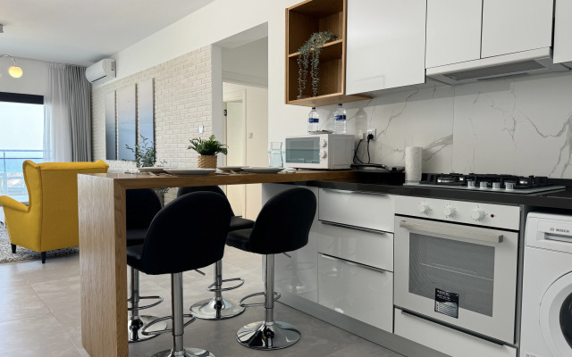 Апартаменты Комфортабельные апартаменты с видом на море