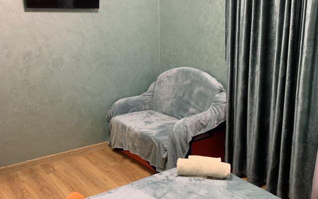 Ulica Nezavisimosti, 84/5 Flat
