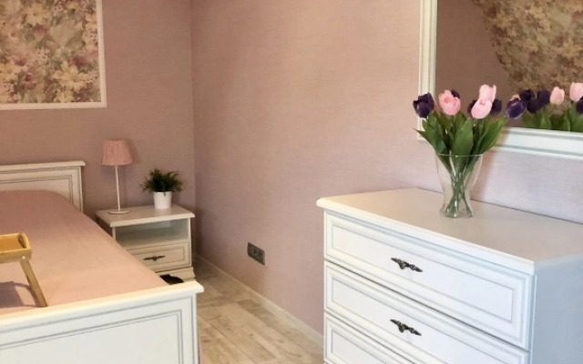 Zelenaya Milya Semeynyy Flat