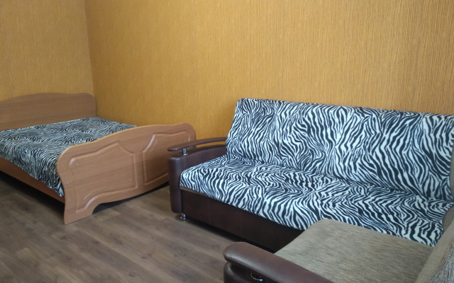 U Rivyery Chistopolskaya 72 Flat