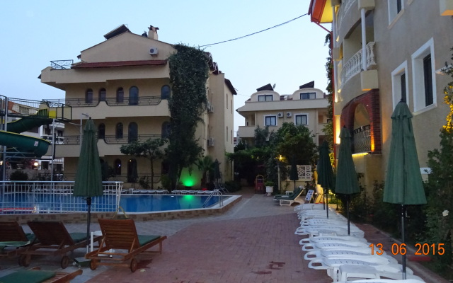 Maxwell Holiday Club Apart-Hotel