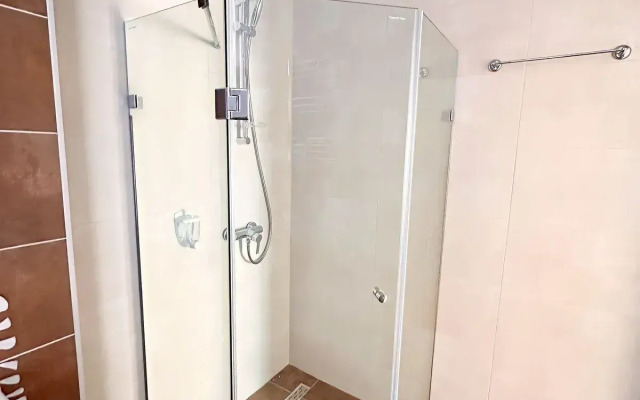 White Sails B 212 Apartments