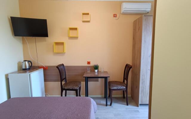 Vinogradny Dvorik Guest House
