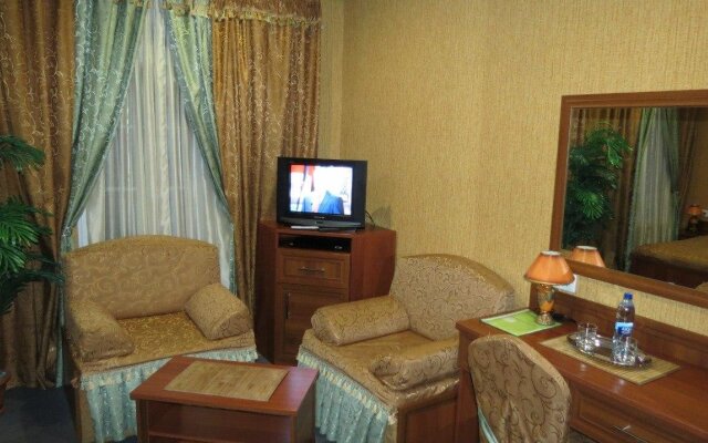 Отель Эсмеральд