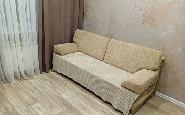 Na Lyapunova 5 Apartments