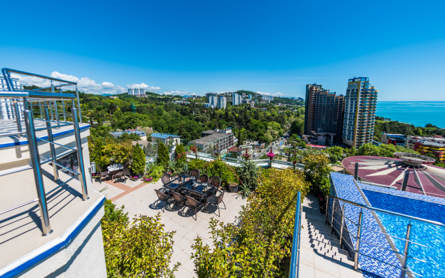 Апартаменты Студия С Бассейном В Самом Центре Сочи