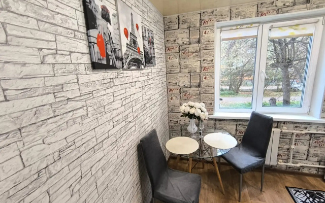 Апартаменты Октябрьской революции