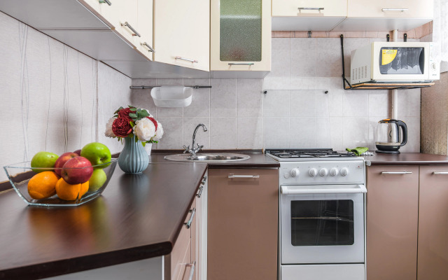 Апартаменты Двухкомнатные по Авиаторов 7