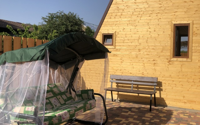 Otdykh V Novofedorovke Guest House
