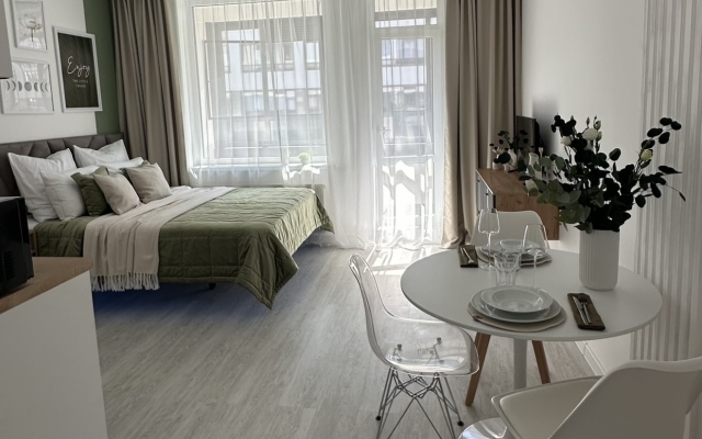 Novaya Dizaynerskaya S Panoramnymi Oknami Flat