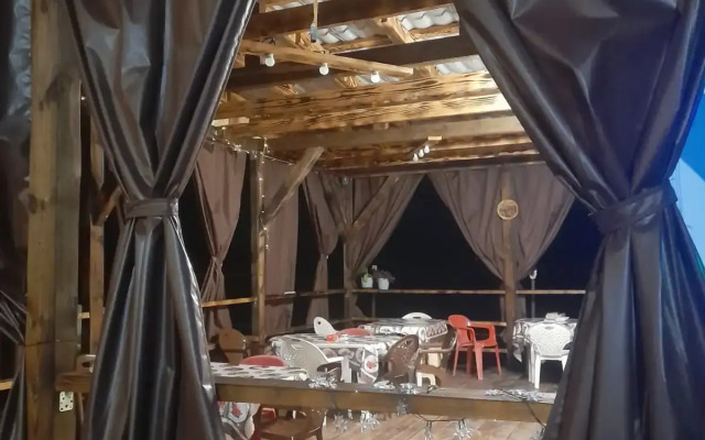 Guest house U Ozera "naala"