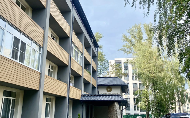Na 4kh Gostey S Balkonom Vblizi Aeroporta Sheremetyevo Apartments