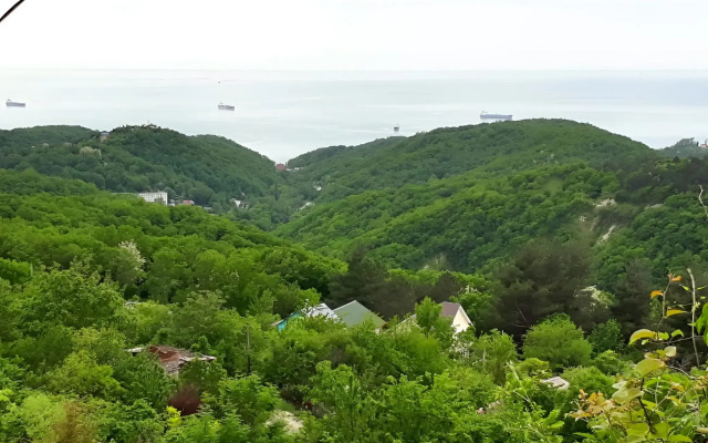 V Lesu U Morya Guest House