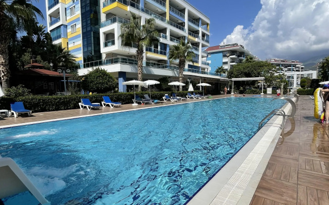 Apartaments y Morya 320 m s Balconom