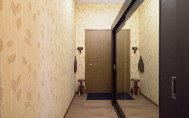 Yevrodvukhkomnatnaya Na 5 Gostey Modernaflats Sofiyskaya Flat