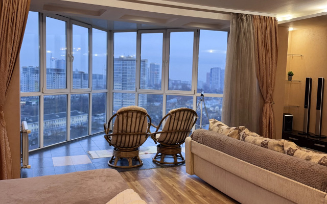 Na Ulitse Mira 45 Flat