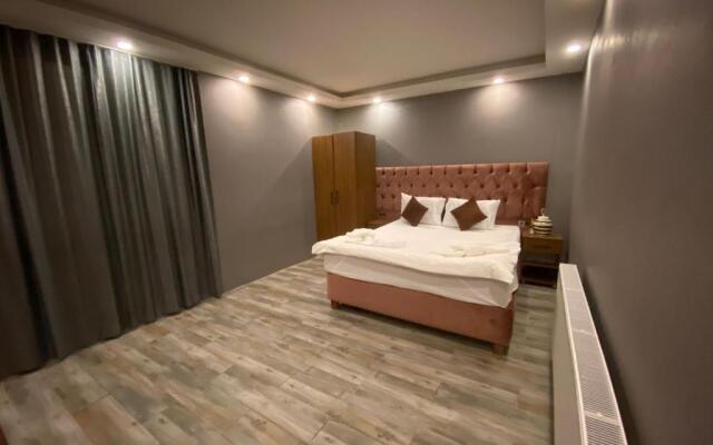 Big Peace Suite Hotel
