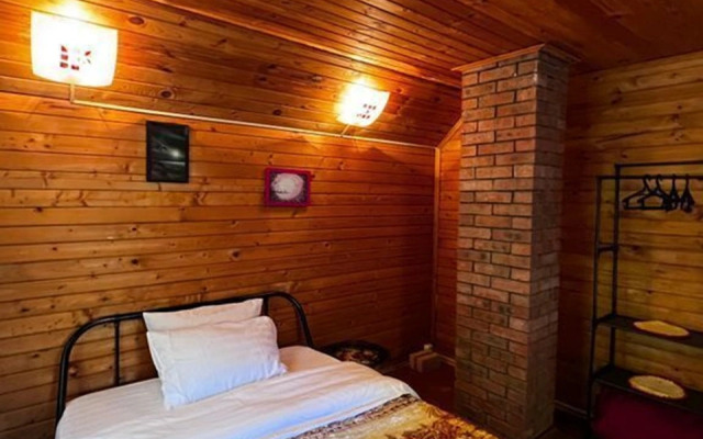 Частный дом четырехкомнатная дача, 95 м²