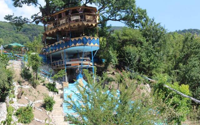 Annunaki 444 Guest House