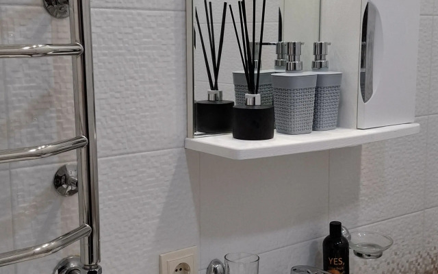 Квартира на Аллея Смелых 198б/2 1