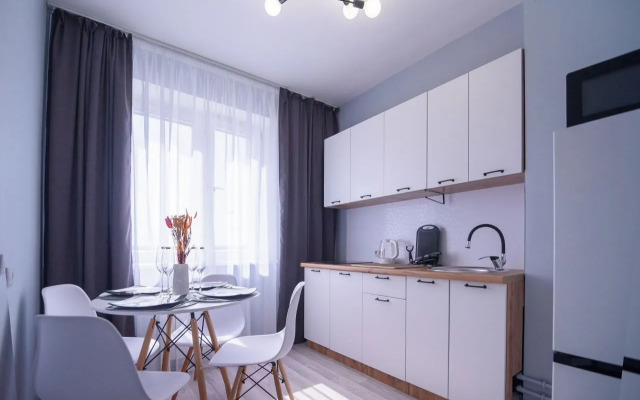 Квартира на Геодезической 76/107