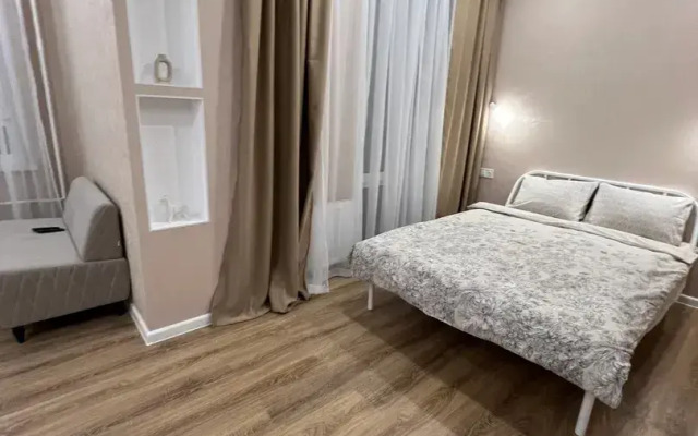 Flat V Zhk Novokomarovo