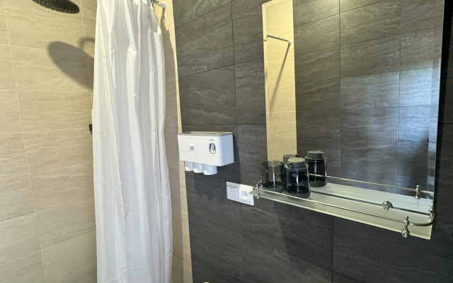 Emida Guest house