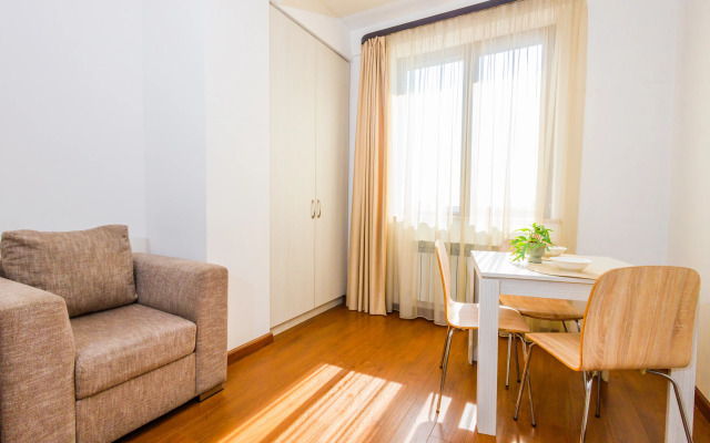 Stay Inn On Buzand Str. 17-170 Apartments