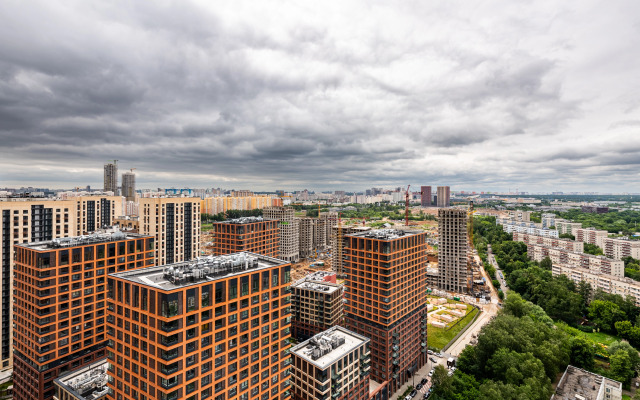 Квартира Гуашь Художника с видом на город