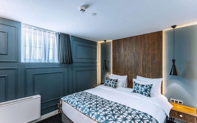 Hotel Twenties Tbilisi - Stay & Dine