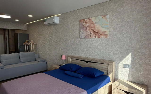 Na 20 Etazhe S Vidom Na More Flat