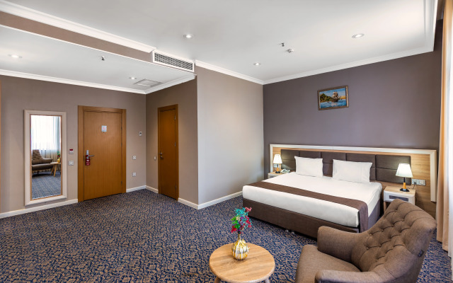 Metro City Hotel