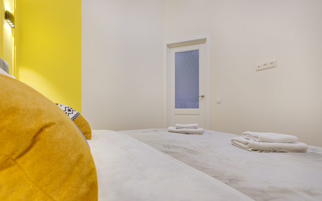 Апартаменты Бирюза и Подсолнух ВПитер на сутки