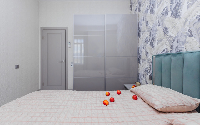 Dvukhkomnatnaya kvartira 200 m more Flat