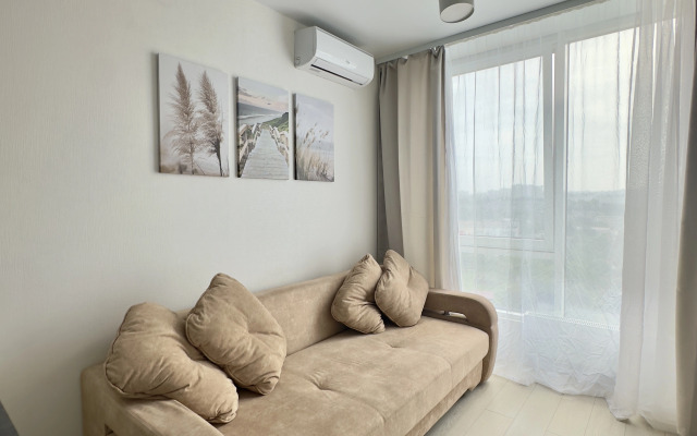 Na Bryanskoy 18 Flat