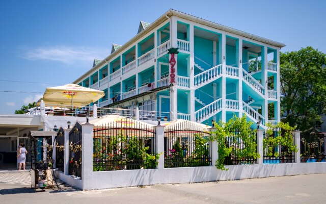 Dubok Hotel